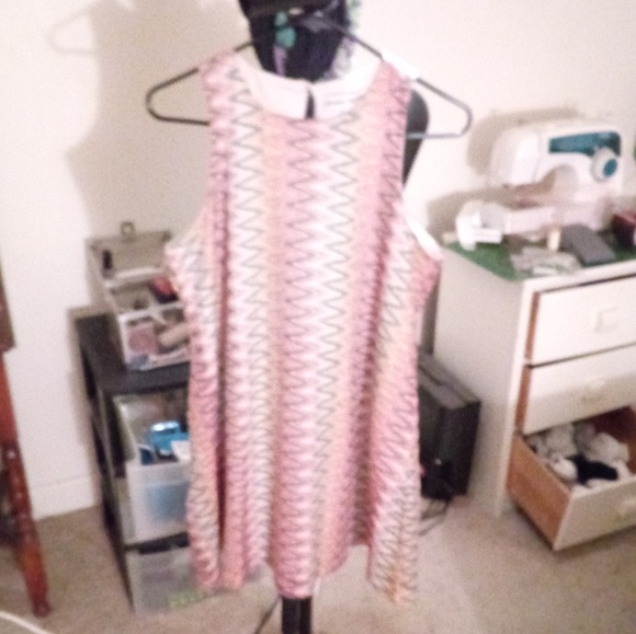 Dress - Picture 1 of 2